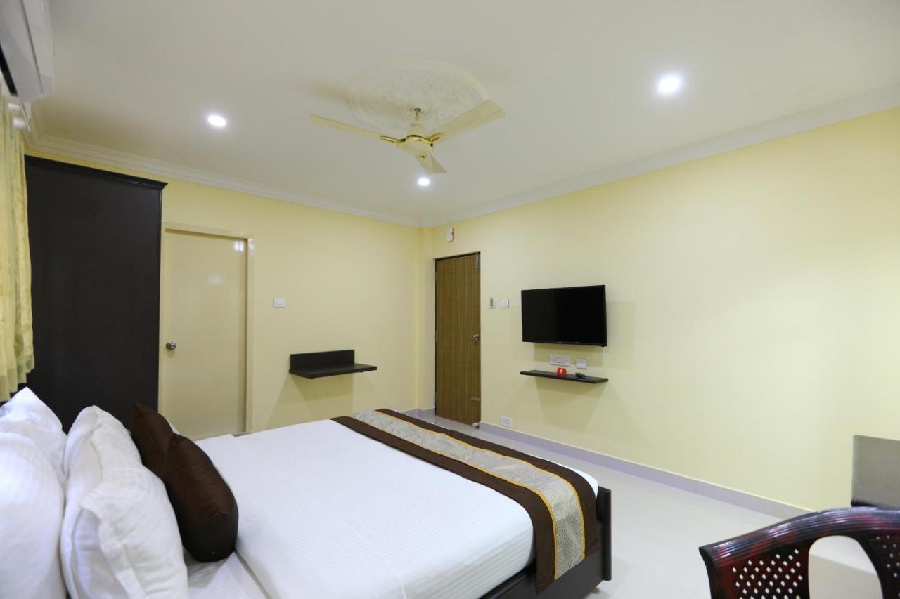 Saibala Lnn Hotel Csennai Kültér fotó