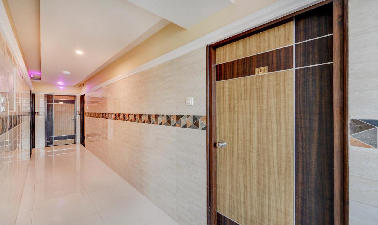 Saibala Lnn Hotel Csennai Kültér fotó