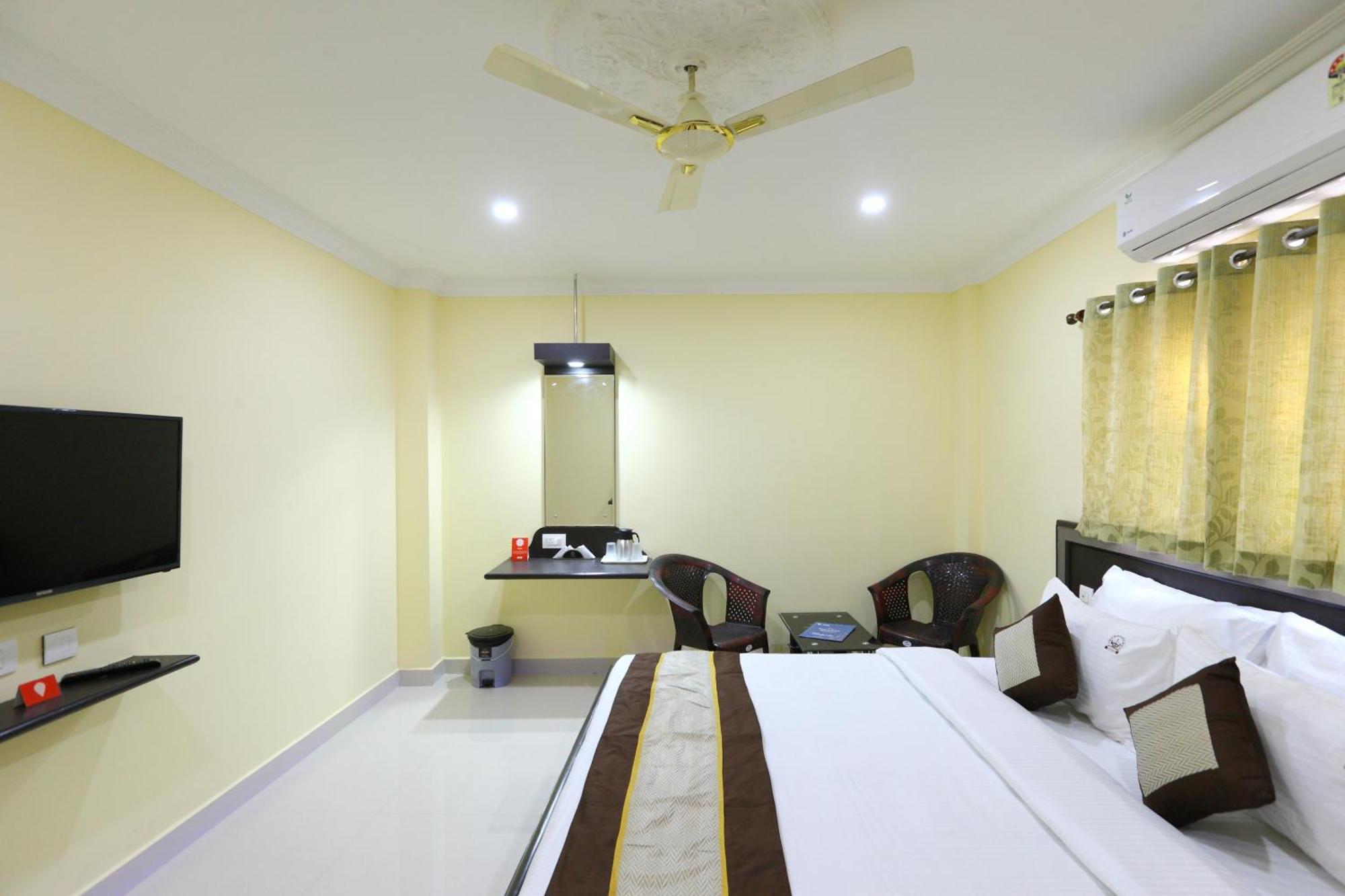 Saibala Lnn Hotel Csennai Kültér fotó