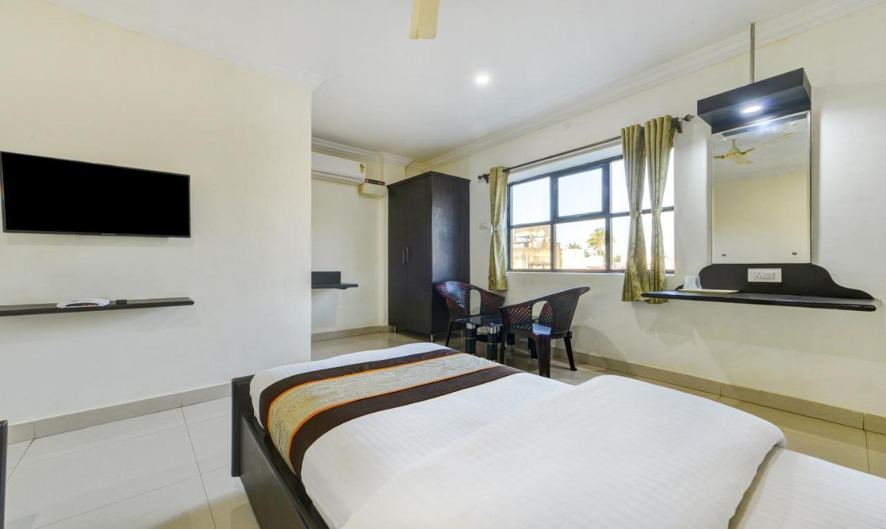 Saibala Lnn Hotel Csennai Kültér fotó