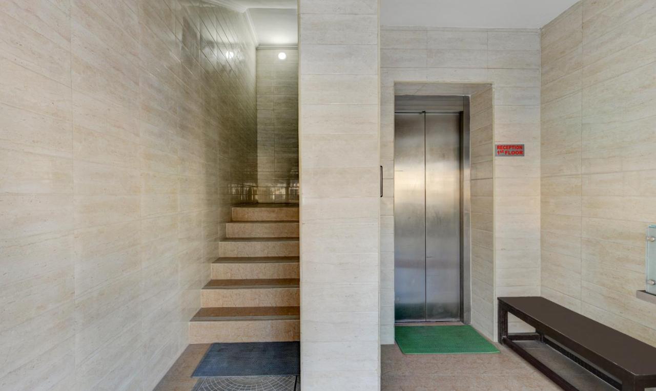 Saibala Lnn Hotel Csennai Kültér fotó