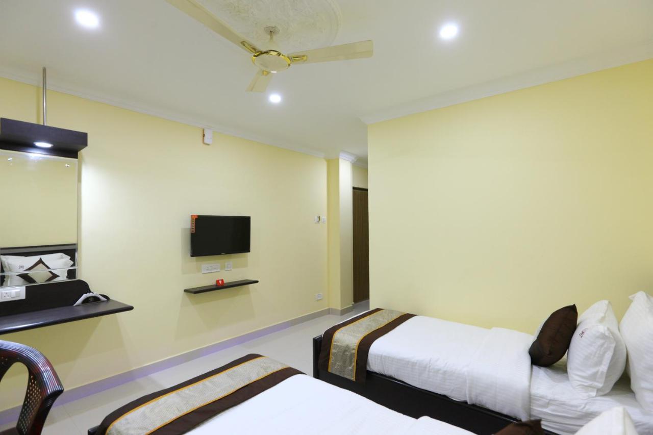 Saibala Lnn Hotel Csennai Kültér fotó